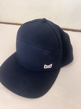Melin Trenches Hydro Performance Snapback Hat Blue Mens L 58 cm Breathable EUC
